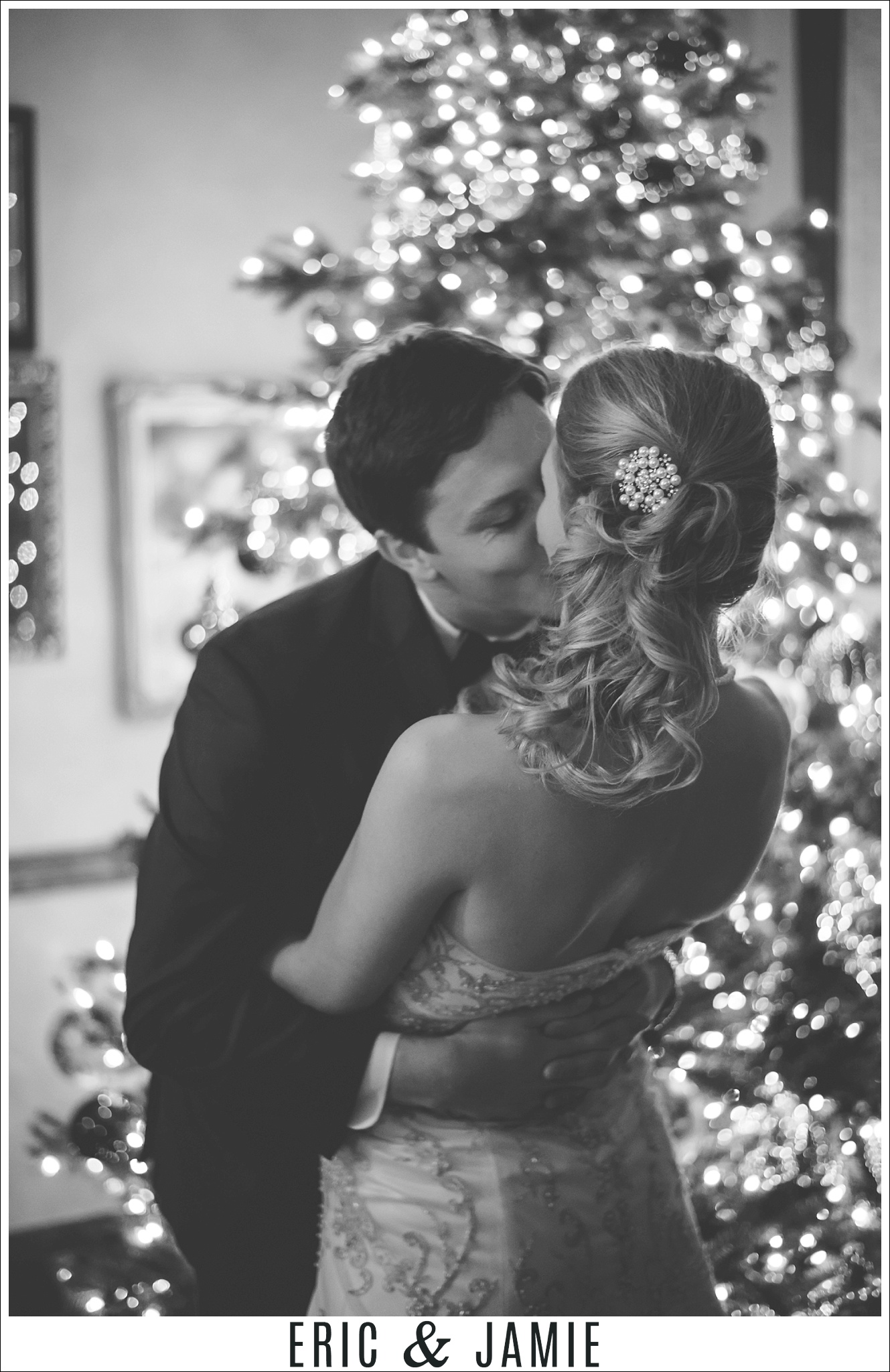 Erica & Kyle Wedding Preview-48_FB.jpg