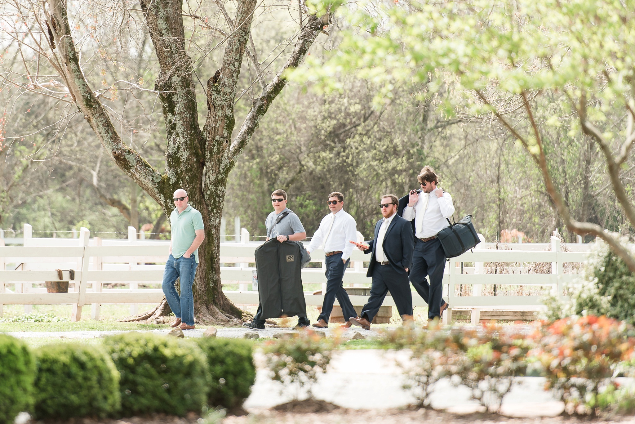 Spring Blue and Ivory Plantation Wedding - Birmingham Alabama Wedding Photographers_0034.jpg