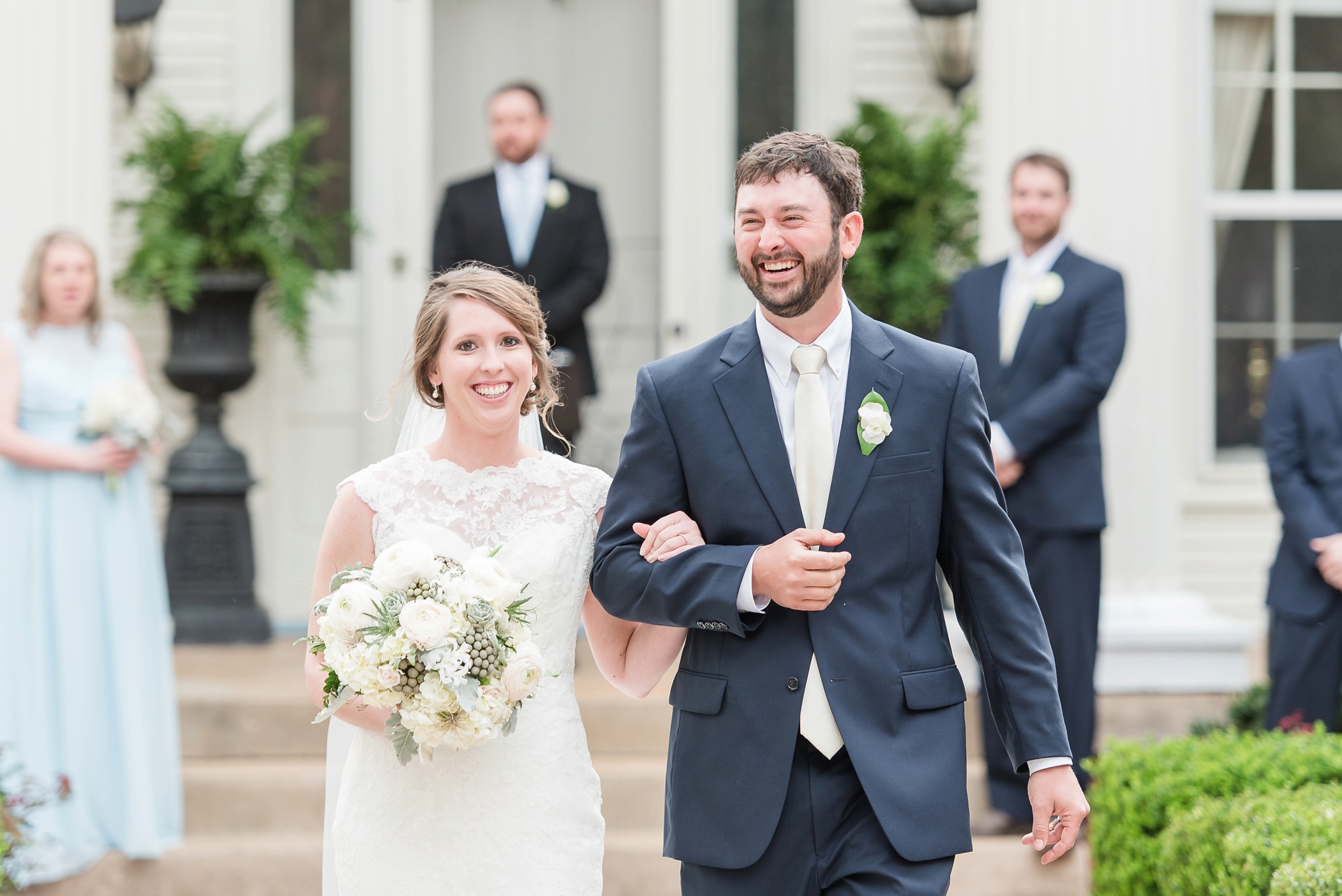 Spring Blue and Ivory Plantation Wedding - Birmingham Alabama Wedding Photographers_0080.jpg