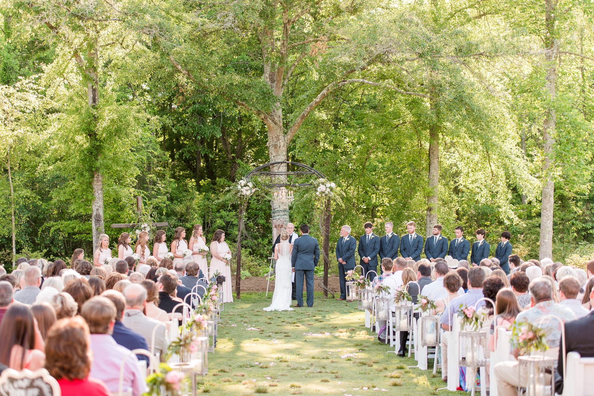 Southwind Plantation Blush Spring Southern Wedding | Birmingham Alabama Wedding Photographers_0077.jpg