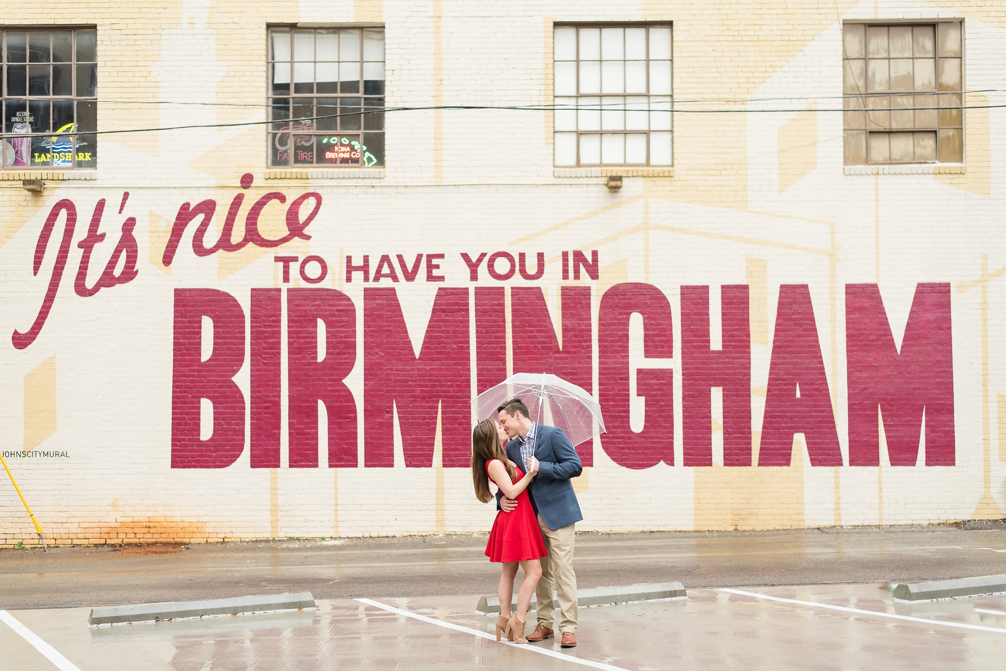 Downtown Rainy Day Engagement Session | Birmingham Alabama Wedding Photographers_0037.jpg
