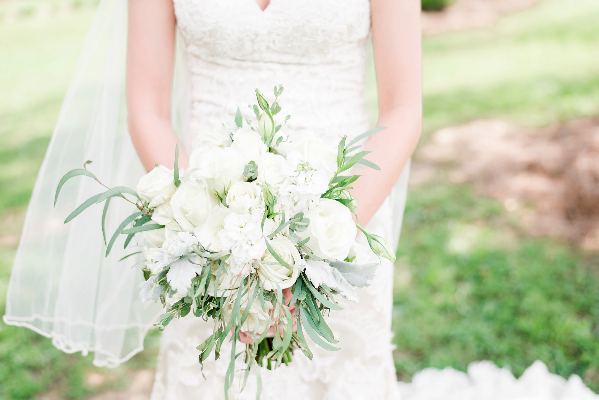 Lavender and Gray Outdoor Summer Wedding | Birmingham Alabama Wedding Photographers_0053.jpg