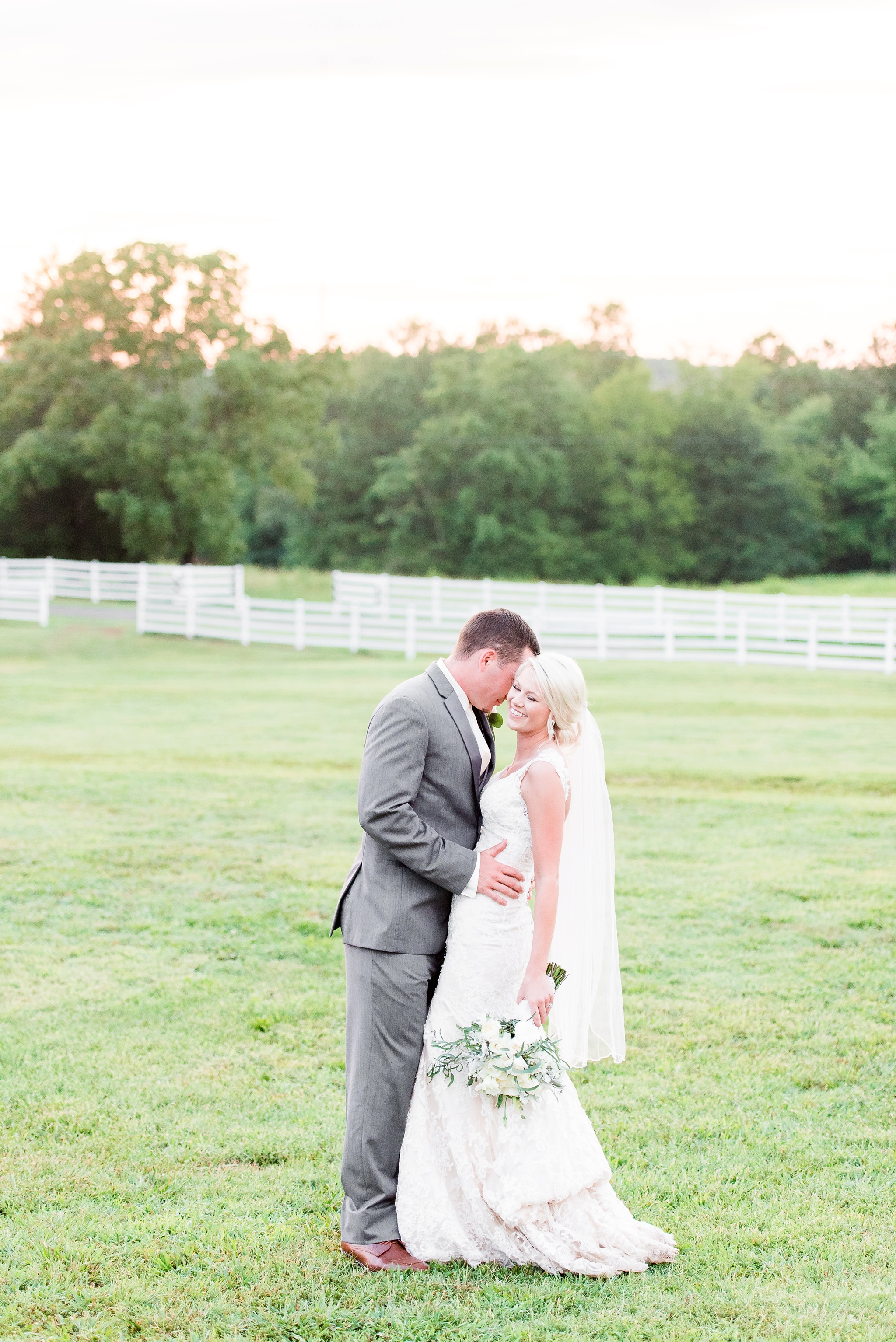 Lavender and Gray Outdoor Summer Wedding | Birmingham Alabama Wedding Photographers_0093.jpg