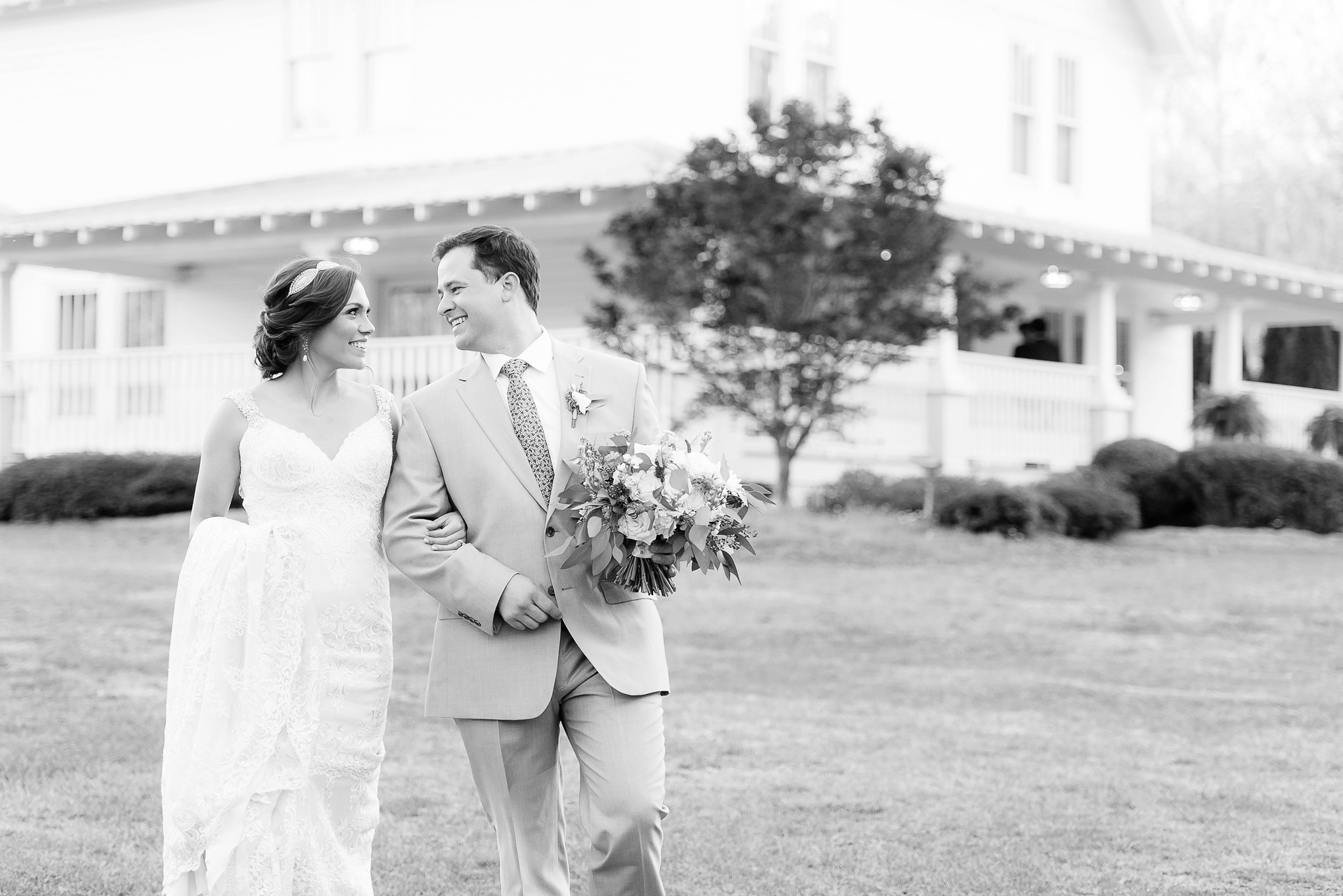 Lavendar Sonnet House Spring Wedding | Birmingham Alabama Wedding Photographers_0065.jpg