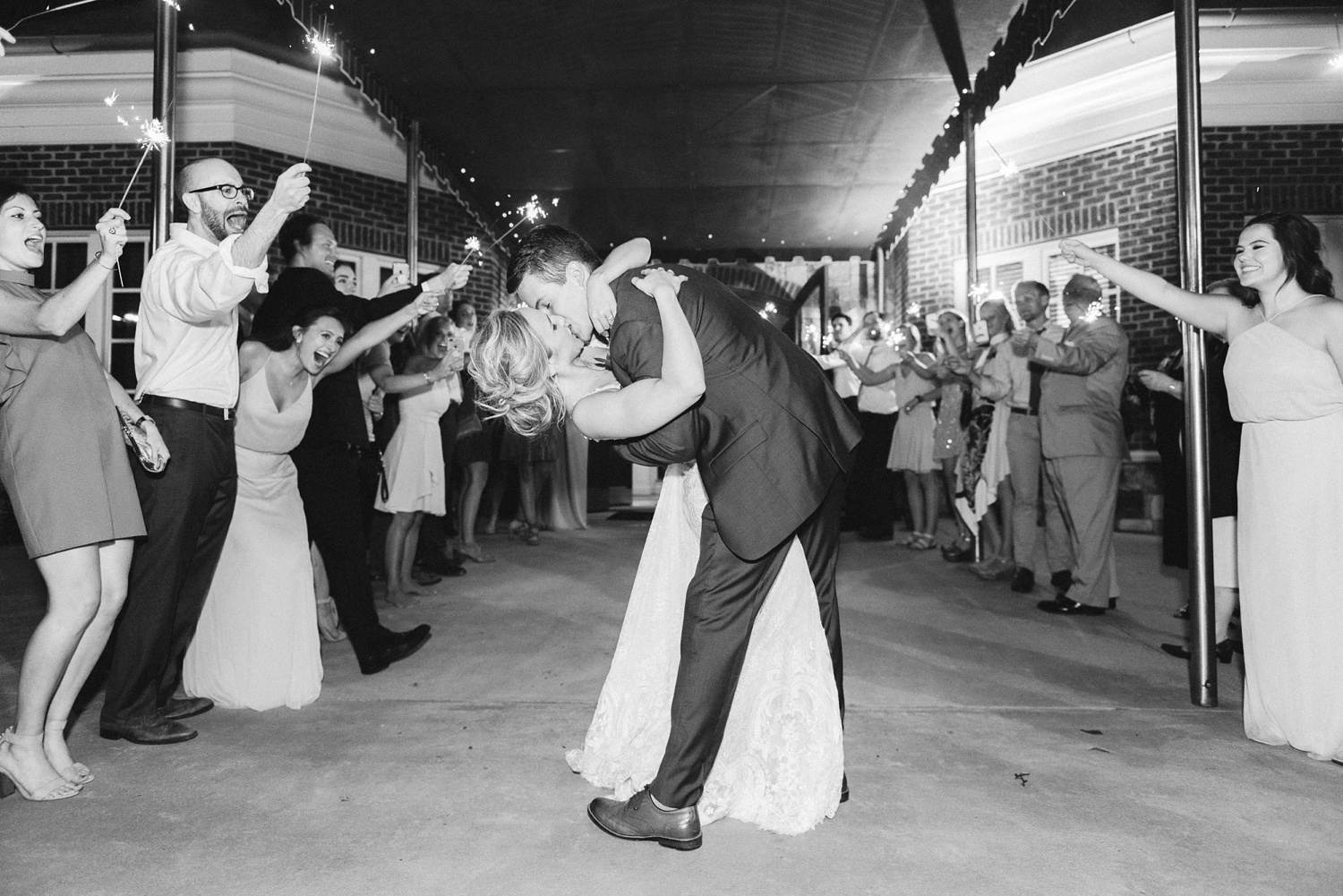 Inverness Country Club Altadena Valley Wedding | Birmingham Alabama SeniorPhotographers_0065.jpg