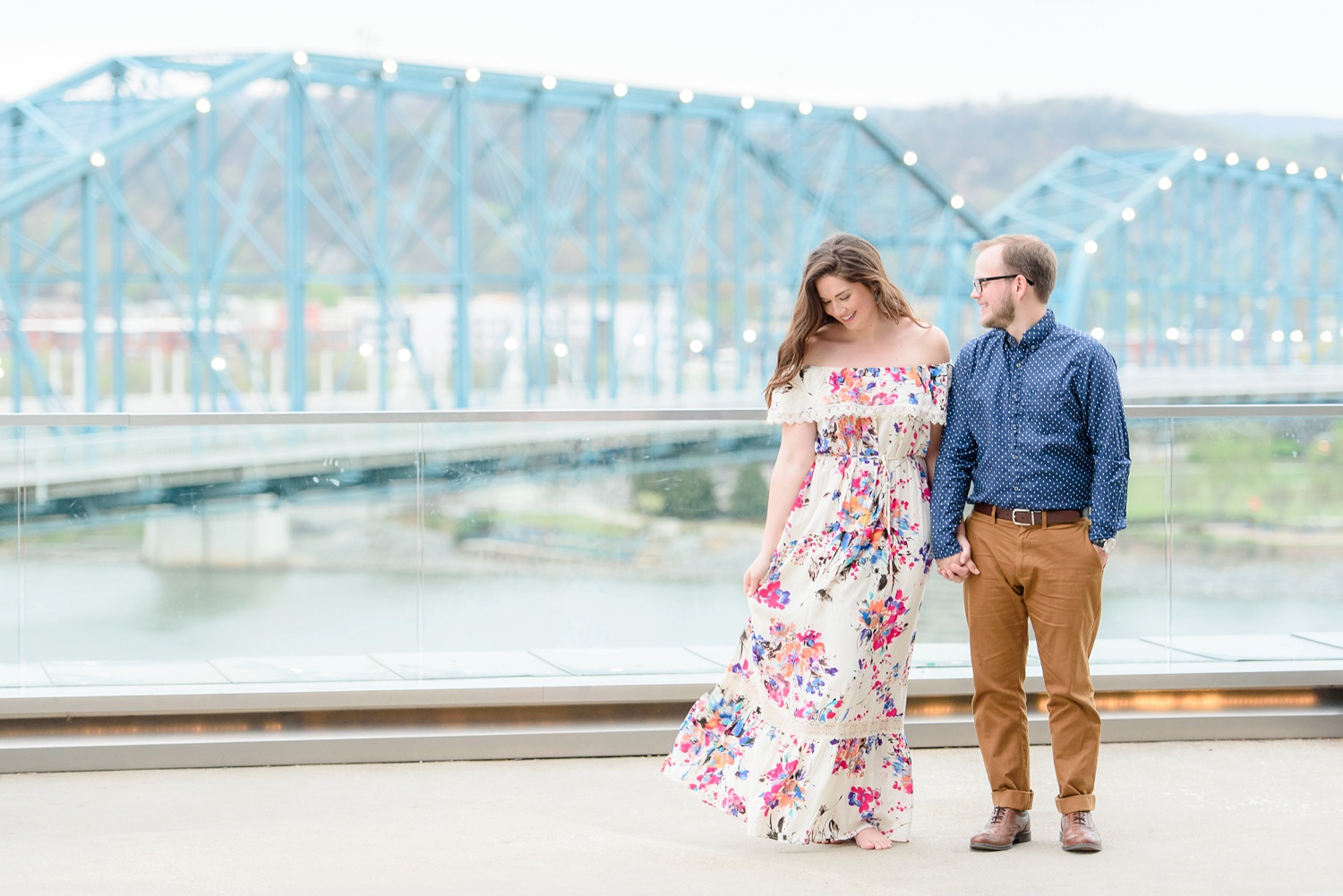 Downtown Chattanooga Engagement Session | Birmingham Alabama Wedding Photographers_0005.jpg
