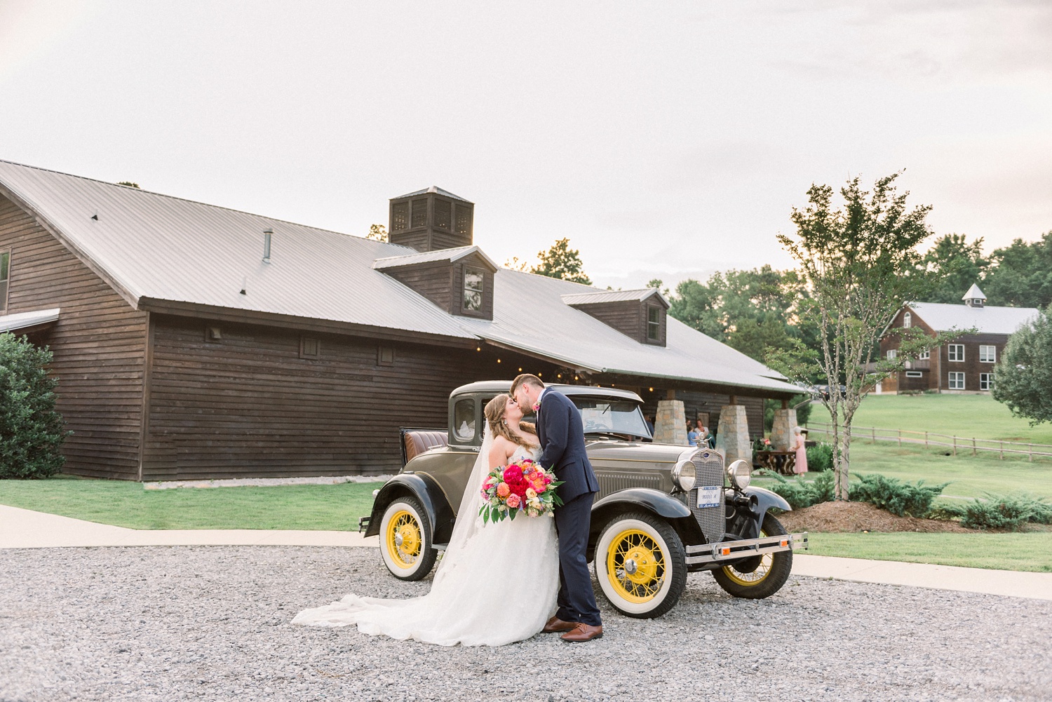 Barn at Shady Lane Wedding Day | Birmingham Alabama Wedding Photographers_0050.jpg