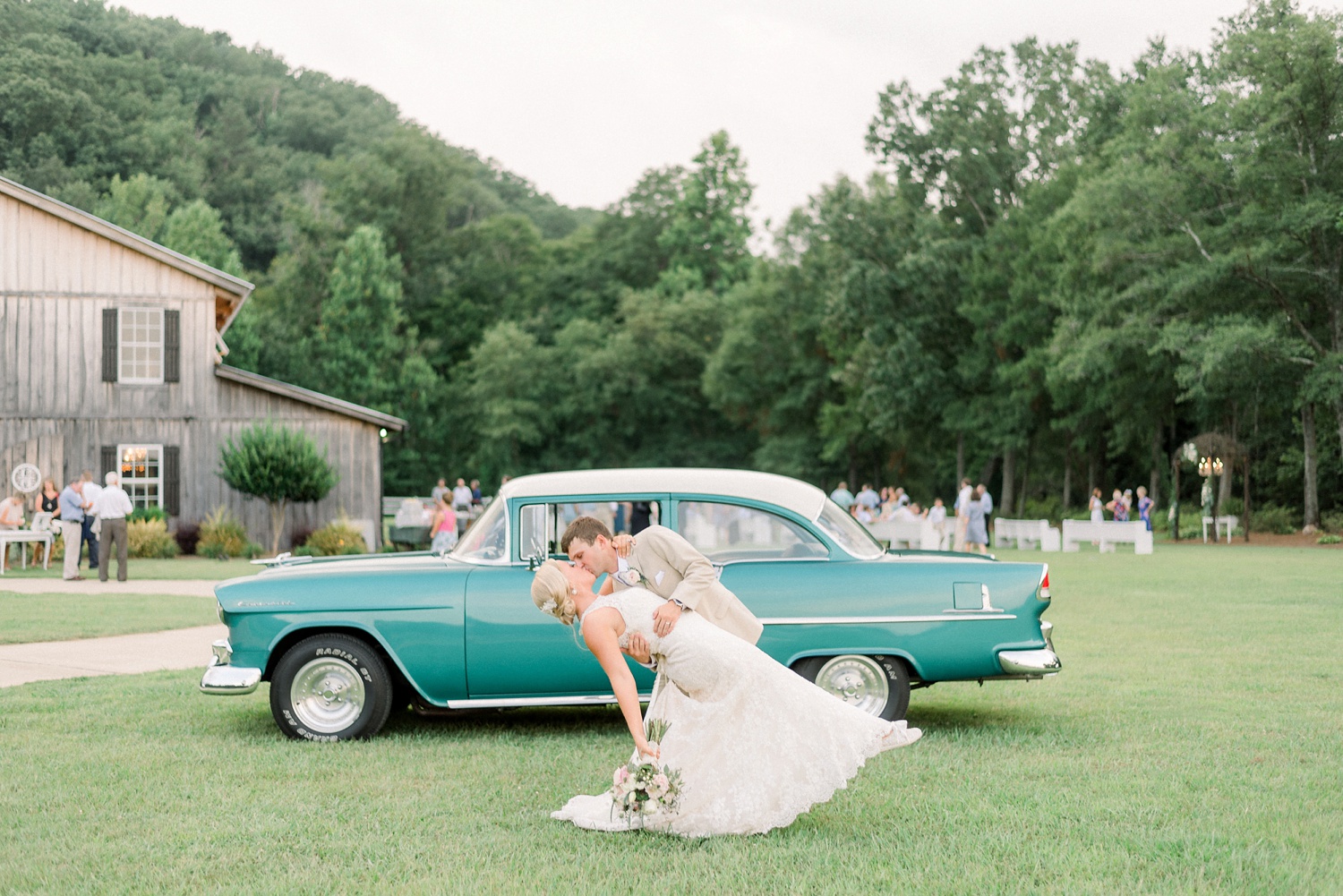 Southwind Plantation Wedding Day | Birmingham Alabama Wedding Photographers_0012.jpg