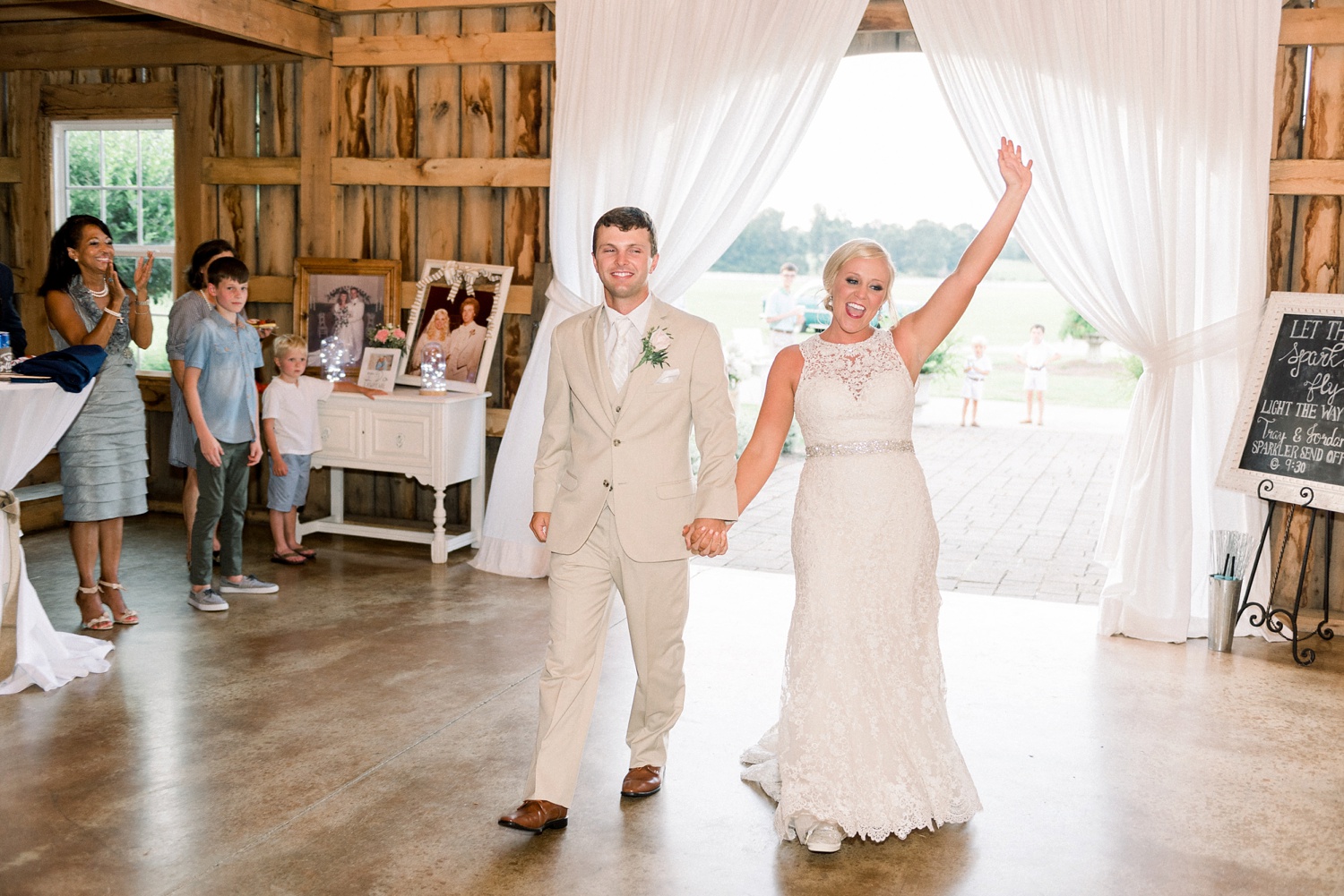 Southwind Plantation Wedding Day | Birmingham Alabama Wedding Photographers_0044.jpg