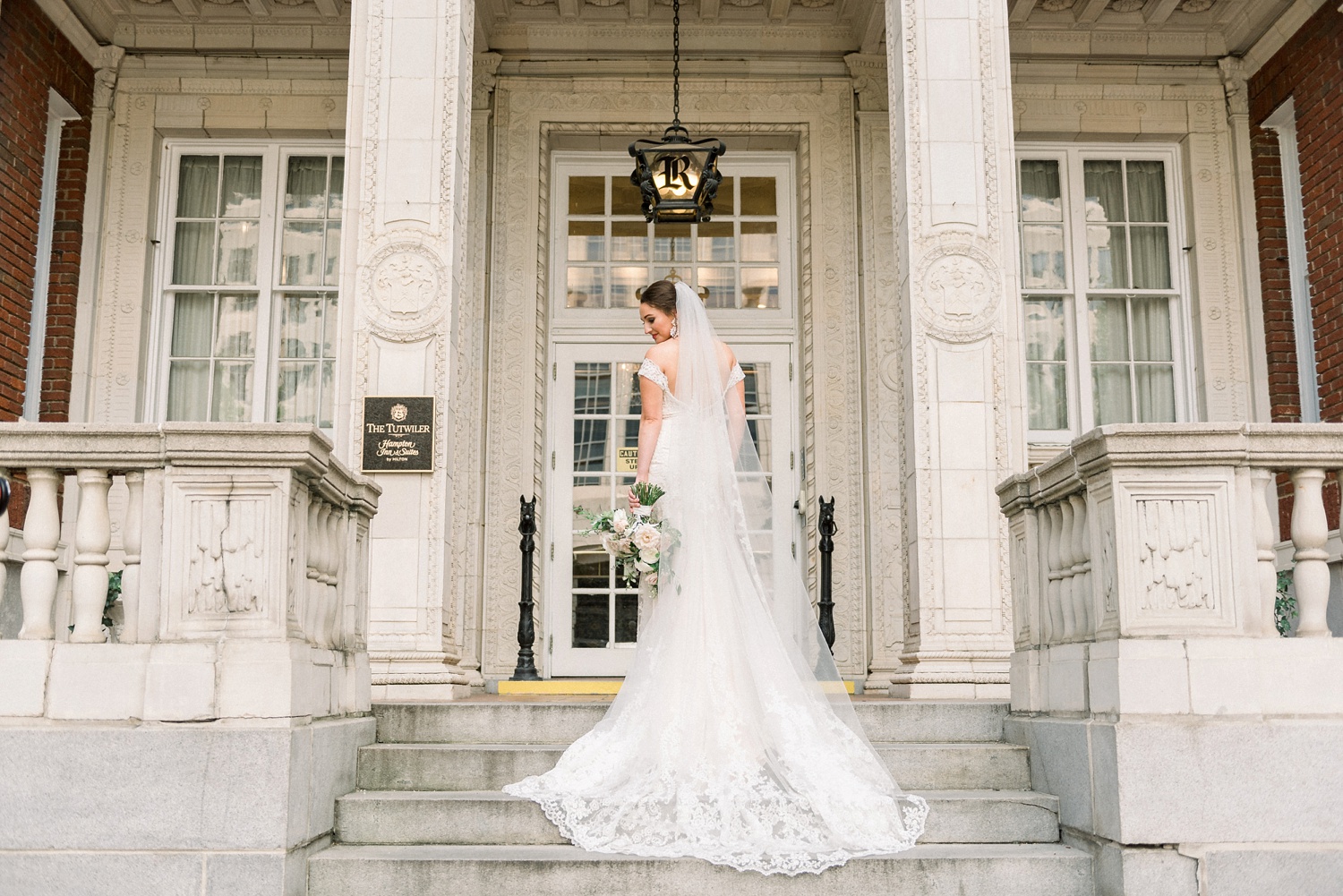 The Tutwiler Hotel Branch Cove Wedding Day | Birmingham Alabama Wedding Photographers_0015.jpg