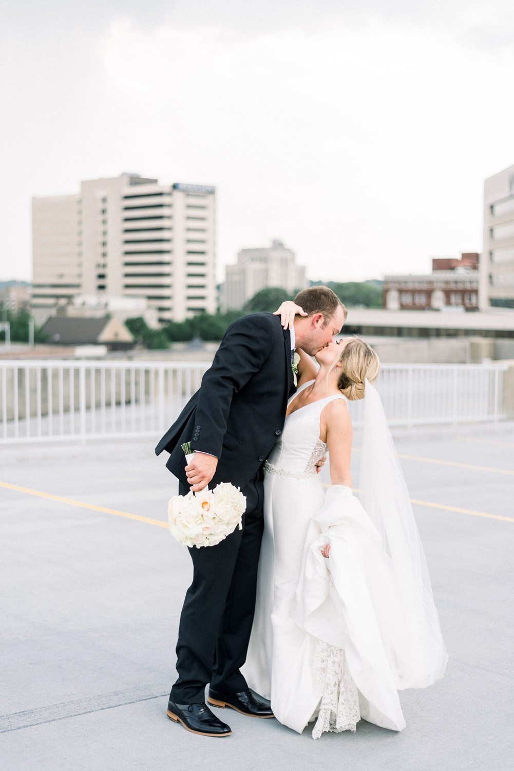St. Paul Florentine Rooftop Wedding | Birmingham Alabama Wedding Photographers_0035.jpg