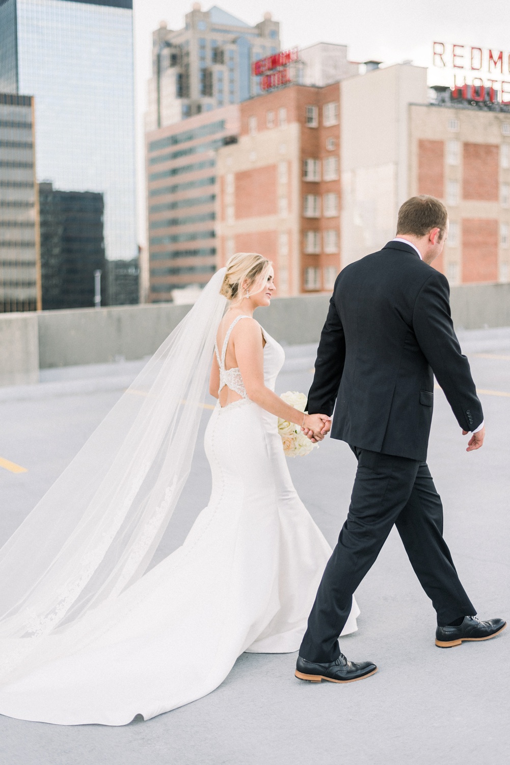 St. Paul Florentine Rooftop Wedding | Birmingham Alabama Wedding Photographers_0049.jpg