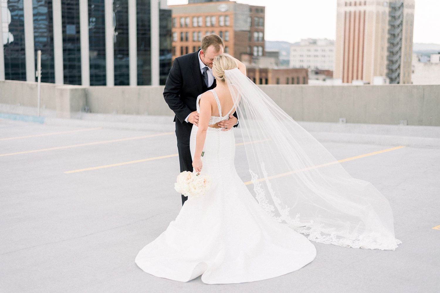 St. Paul Florentine Rooftop Wedding | Birmingham Alabama Wedding Photographers_0052.jpg