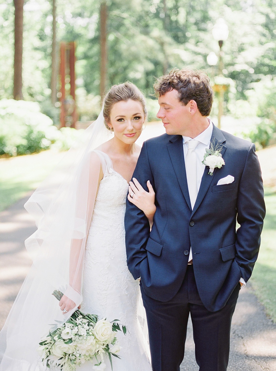 Aldridge Gardens Wedding Day | Best Birmingham Alabama Wedding Photographers_0025.jpg