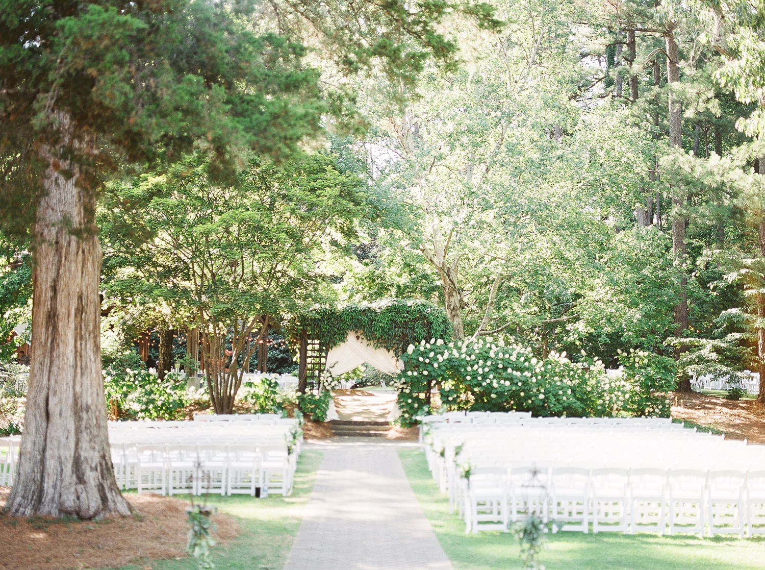 Aldridge Gardens Wedding Day | Best Birmingham Alabama Wedding Photographers_0063.jpg