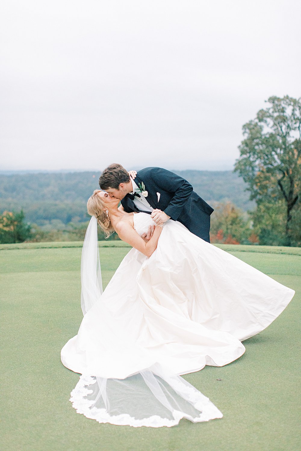 Vestavia Country Club Wedding Day | Birmingham Alabama Wedding Photographers_0047.jpg