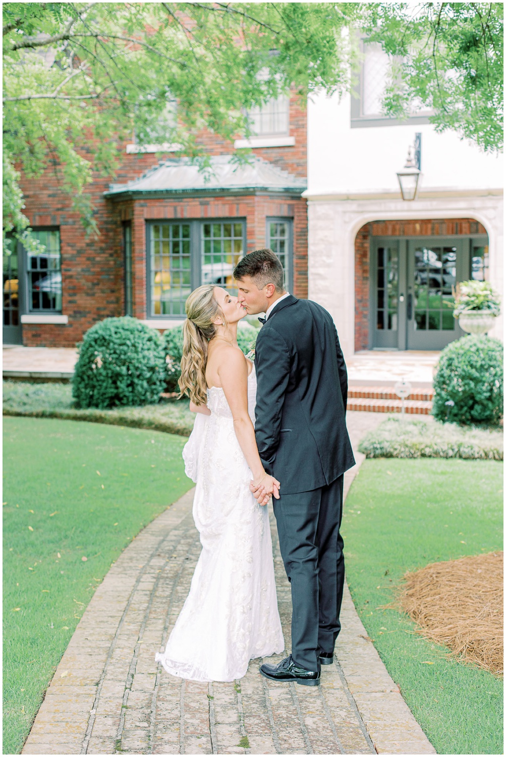 The Fennec Birmingham Wedding Mountain Brook Handley Breaux | Birmingham Alabama Wedding Photographers_0035.jpg