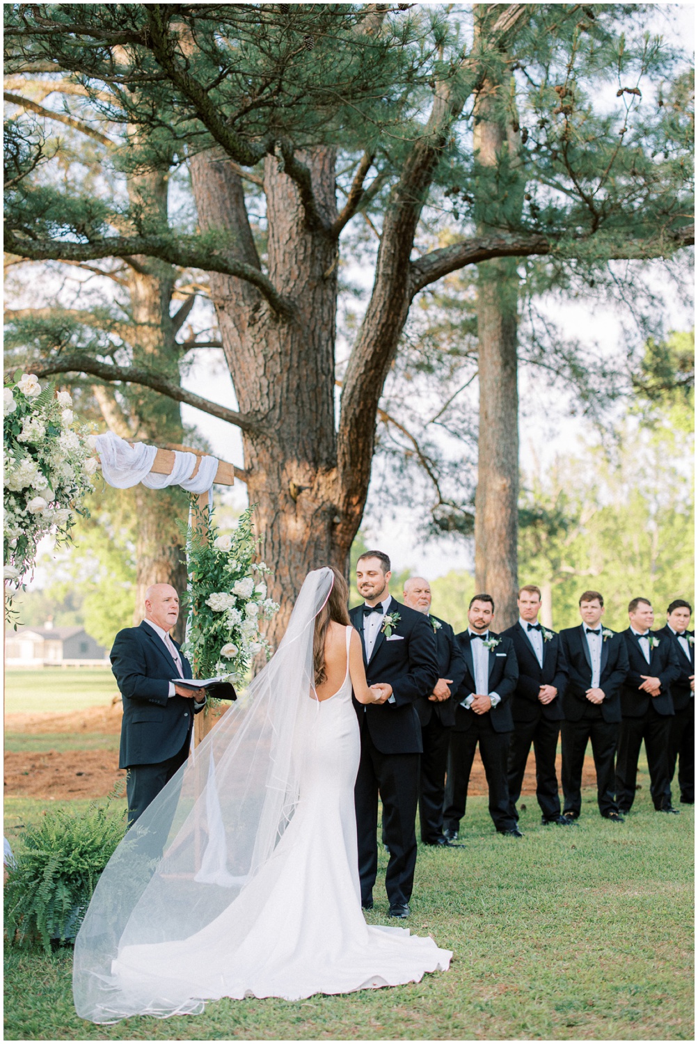 Lakeside Private Residence Wedding Day | Birmingham Alabama Wedding Photographers_0042.jpg