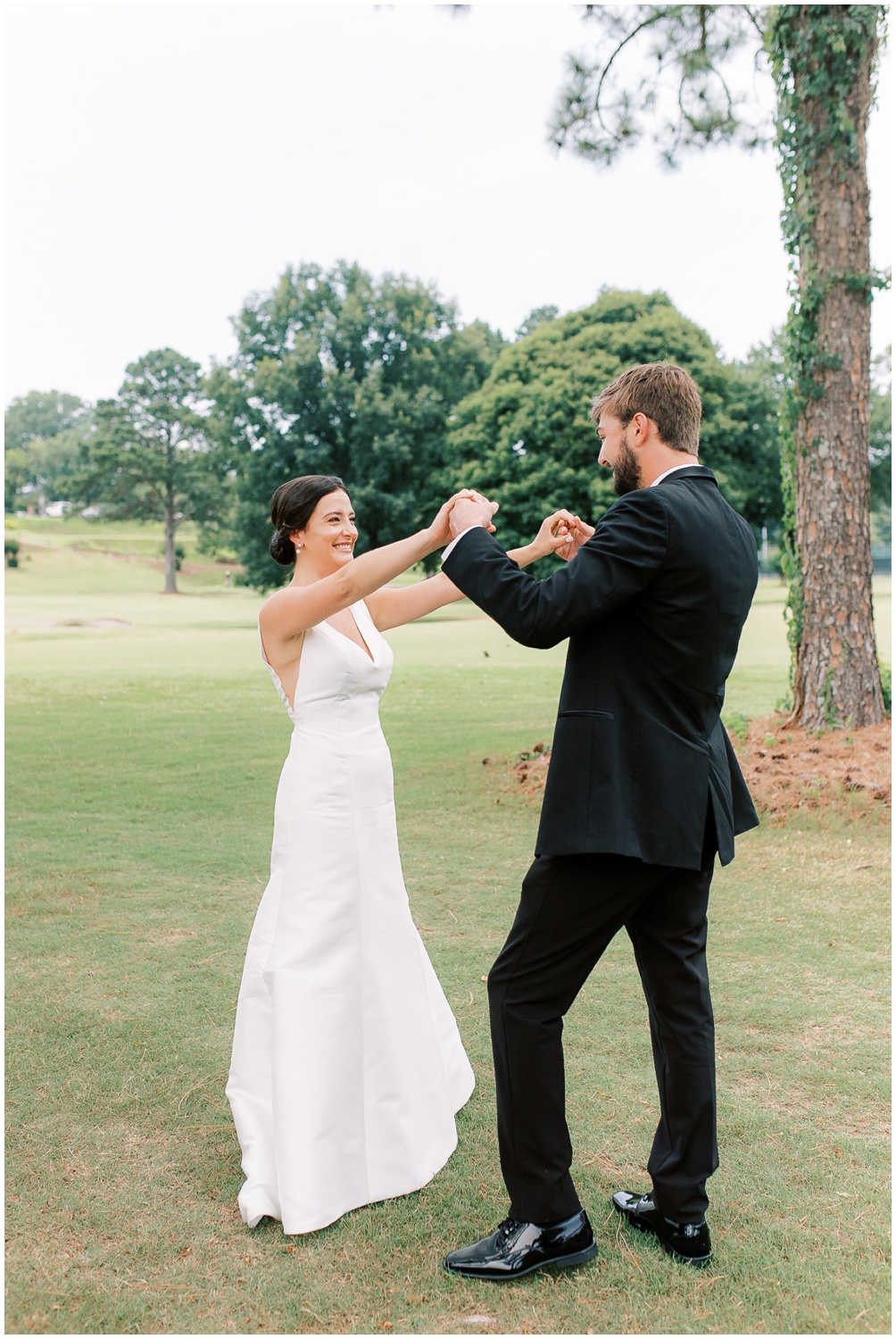 Anniston Country Club Wedding Day | Birmingham Alabama Wedding Photographers_0011.jpg