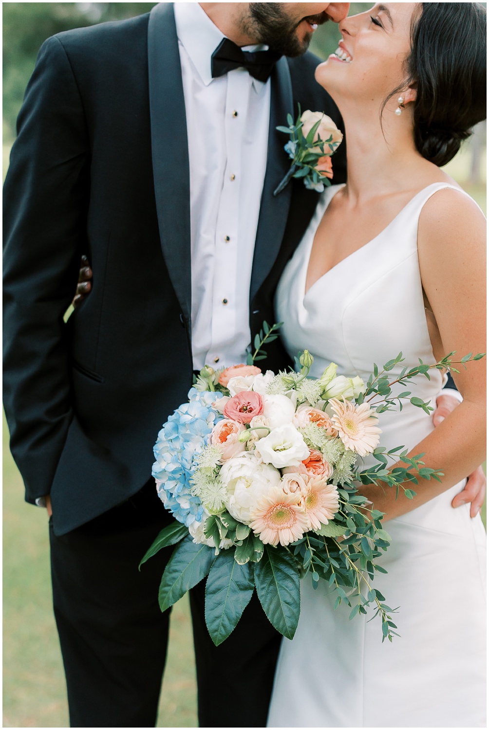 Anniston Country Club Wedding Day | Birmingham Alabama Wedding Photographers_0013.jpg